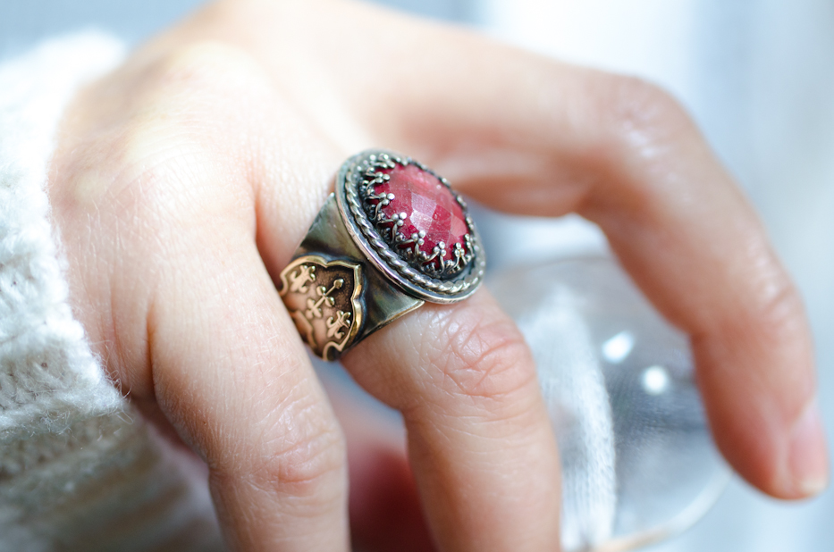 Ruby Eleanor or Aquitaine Ring 2 | Hedgerow Rose