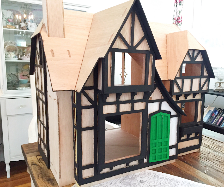 tudor dollhouse