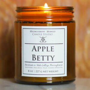 Apple Betty - Luxe Handpoured Candle - Coconut Apricot Wax - Vegan - Cruelty Free