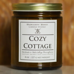 Cozy Cottage - Luxe Handpoured Candle - Coconut Apricot Wax - Vegan - Cruelty Free